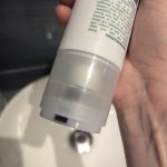 Anti-Yellow Shampoo & Healthy Roots – Neutralises yellow tones, brightens blonde and grey hair 200ml photo review